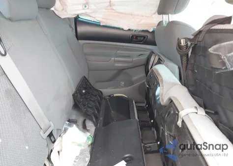 2011 Toyota Tacoma Base V6 from USA, damaged, VIN 3TMLU4EN4BM059033